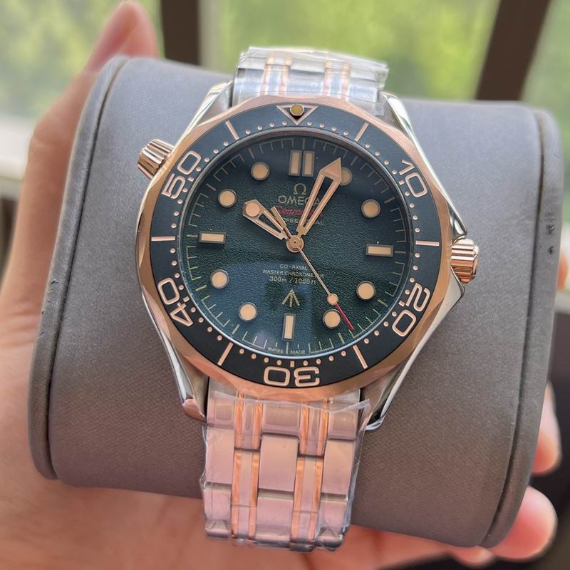 Omega watch 090585